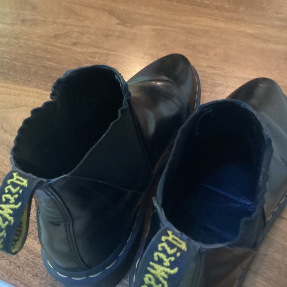 Dr. Martens Women's Black Leather Bianca Chelsea Short boots UK 5 / W 7 - Picture 3 of 7